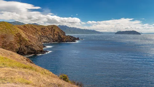Highlands Volcanoes and Tropical Beaches